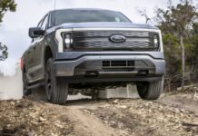 Ford F-150 Lightning del 2024, una camioneta eléctrica que se acomoda en el segmento